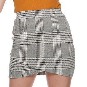Juniors' SO Mini Wrap Skirt